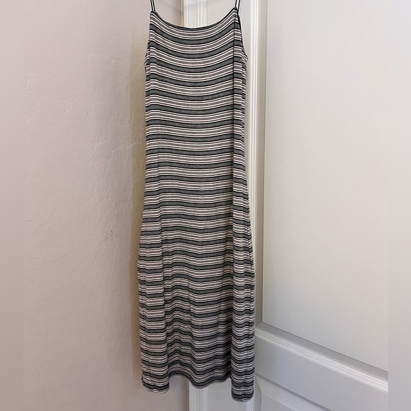 Victoria’s Secret stripe pattern dress - Picture 2 of 5
